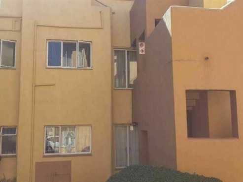 NORTHGATE 2Bedroomed townhouse to let for R5600 excl wampl 2ND FLOOR APARTMENT