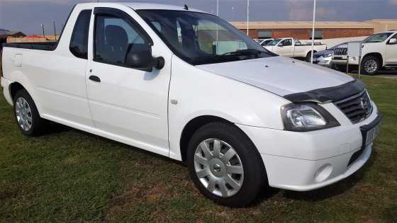 NP200 1.6i Nissan Pup 2008 only 138000km Perfect condition. Very reliable and light on fuel. New sec