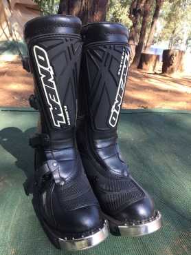 O039Neal Offroad Boots