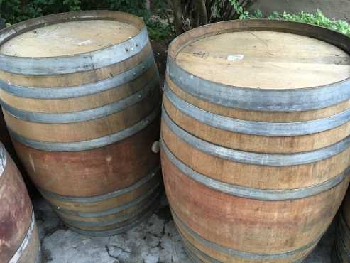 Oak wine barrels for sale