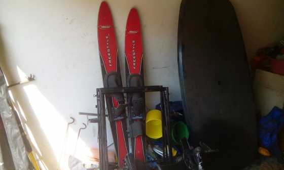 Obrien freestyle skis