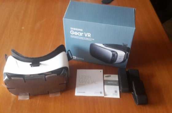 Oculus Gear VR (used once)
