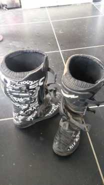 Off Road Boots, hardly used