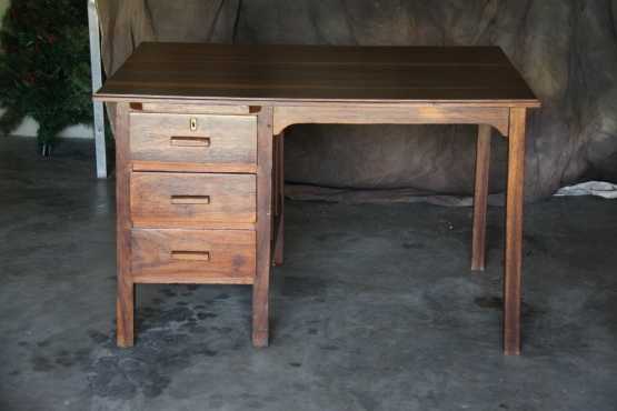 Office Desk - Solid wood