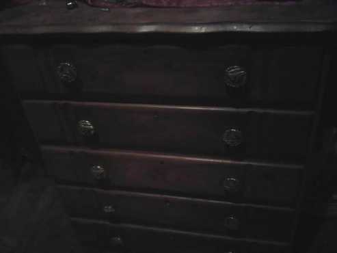 Old chest of drawers