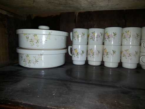 Old dinner set for sale