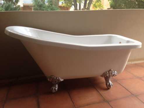 Old fashion white bath with shower accessories for sale