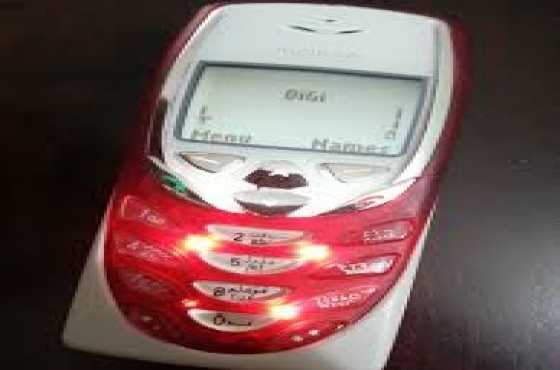 Old school Nokia 8310 IN EXCELLENT , MINT CONDITION only R650