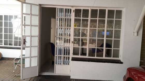 One bedroom Garden Flat R2900.00 Terenure Kempton Park available immediately