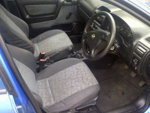 opel astra 1.6 16v 1999 200000km r34950-00  5 speed  fuel saver  aircon  power steering  cd radio  m