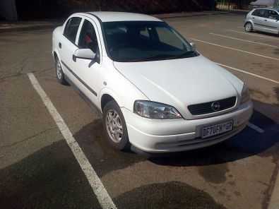 Opel Astra 1.6