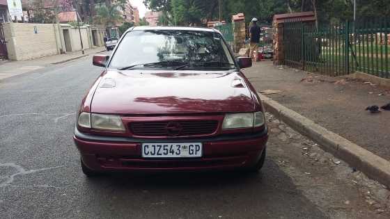Opel Astra 1.6