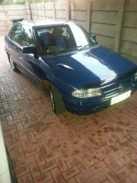 Opel astra 1.6is