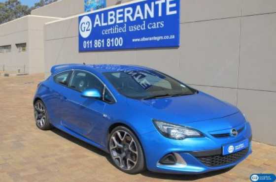 Opel Astra 2.0L OPC 2013