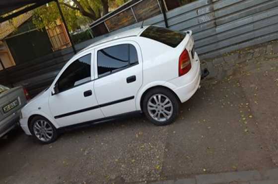 Opel astra 2L 2001 model