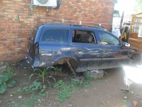 opel astra stripping for spares