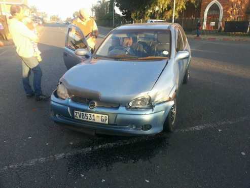 Opel Corsa 1.3is with accident damage