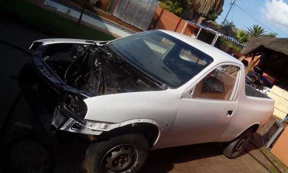 Opel corsa 1.7d bakkie body