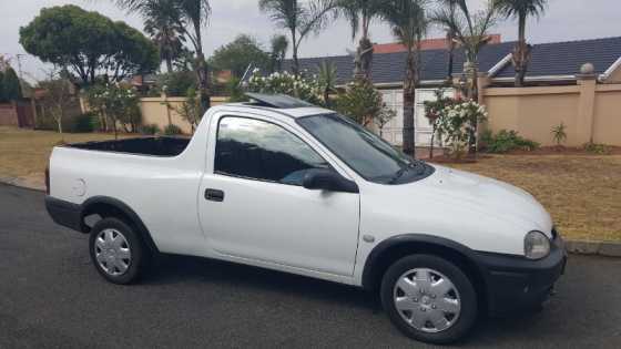 OPEL CORSA BAKKIE 1.4I  0392003 MODEL