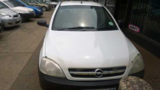 Opel Corsa Bakkie 2008 1.8L in good condiition for R 68000.00