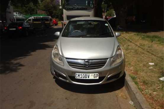 Opel Corsa CORSA ESSENTIA