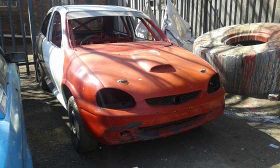 Opel corsa oval track rolling chassis