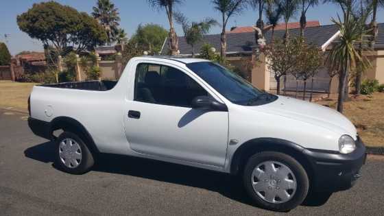 OPEL CORSA UTILITY 1.4I  0392003