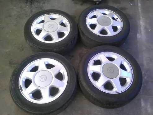 OPEL MAGS WITH TYRES