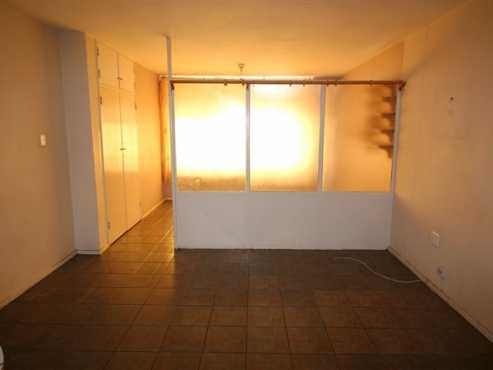 Orange Grove Studio flat to rent