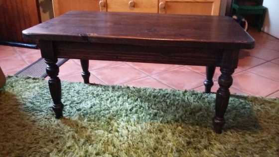 Oregan Pine Coffeetable - R500.00