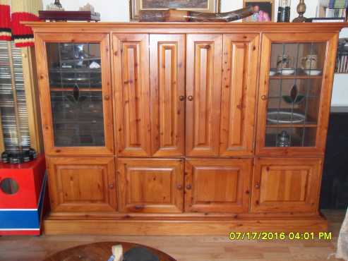 Oregon Pine Wall Unit  TV cabinet for Sale