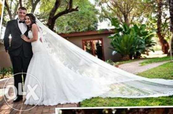 Original  Pronovias wedding dress for  sale