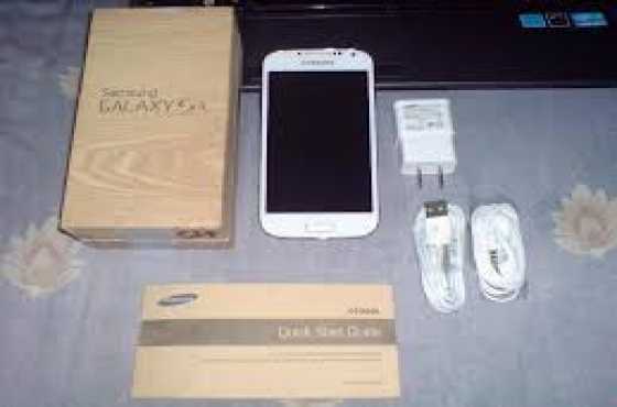 Original Samsung Galaxy S4 32GB. Excellent Condition With Sealed Accessories