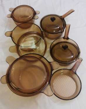 ORIGINAL SET OF 6 VISION CORNING GLASS COOKWARE IMPORTED FROM FRANCE (VINTAGE AMBER SERIES) - EXCELL
