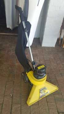 Outdoor Vacuum Like New