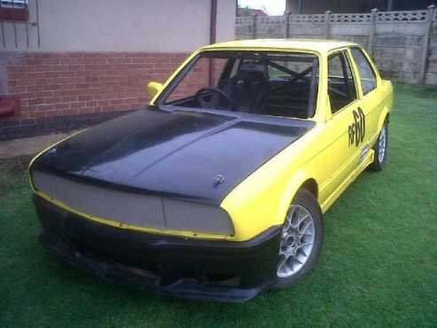 oval track race car