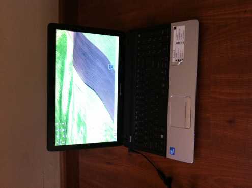 Packardbell laptop with 4gb ram,500gb hdd,webcam R1600