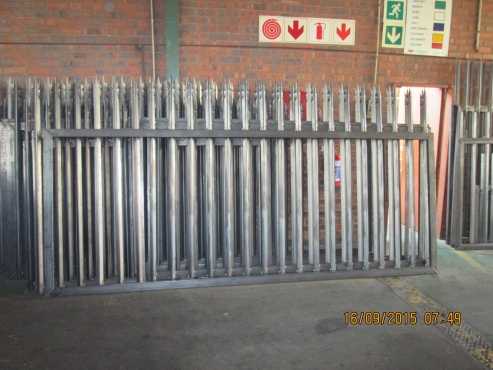 PALISADE GATE SPECIAL 3MX1.8M HIGHT 30x30 7SP