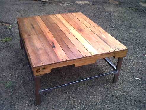 Pallet coffee table