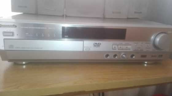 Panasonic 5 disc changer with subwoofer