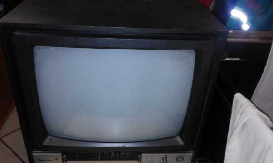 Panasonic TvProjector 50cm for sale.