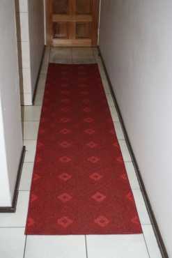 Passage Carpet - Red