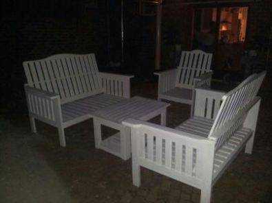 patio and lounge sets