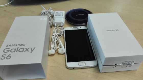 Pearl White Samsung Galaxy S6 32GB In Immaculate Condition