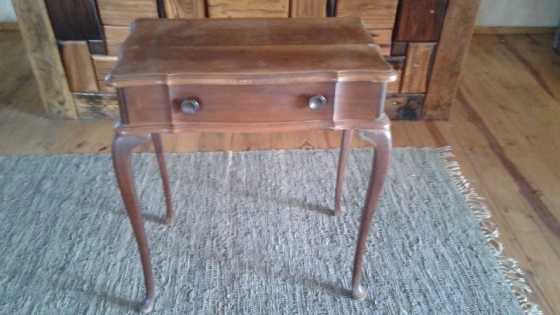 Pedestal table and drawer