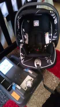 PEG PEREGO CAR CHAIR WITH BASE