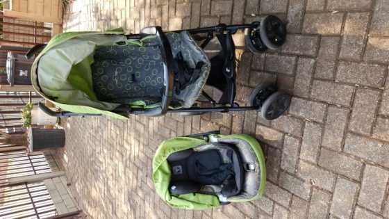 Peg Perego pram and car seat