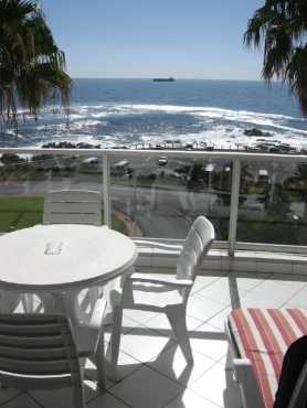 PENINSULA  ALL- SUITE HOTEL GOLD  CROWN  RESORT  (FIVE  STAR  RATING)    BEACH  ROAD   SEA  POINT