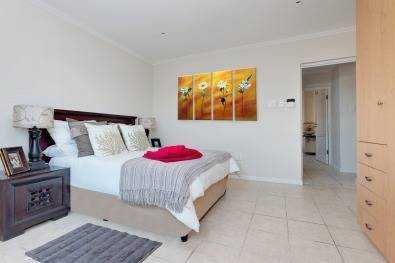 Penthouse Duplex For sale In Constantia Kloof