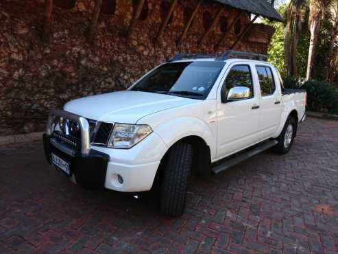 Perfect condition NISSAN NAVARA